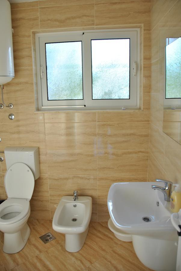 Royal Apartments & Villas Ulcinj Luaran gambar