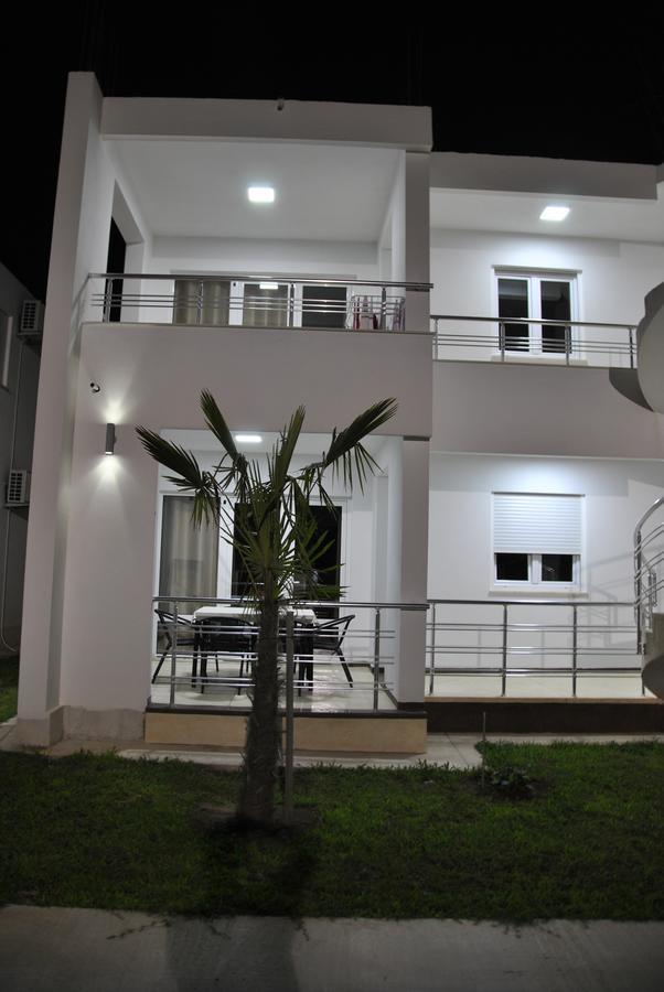 Royal Apartments & Villas Ulcinj Luaran gambar