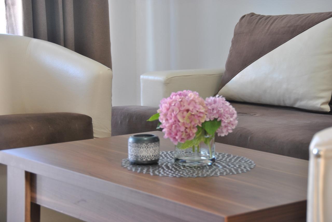 Royal Apartments & Villas Ulcinj Luaran gambar