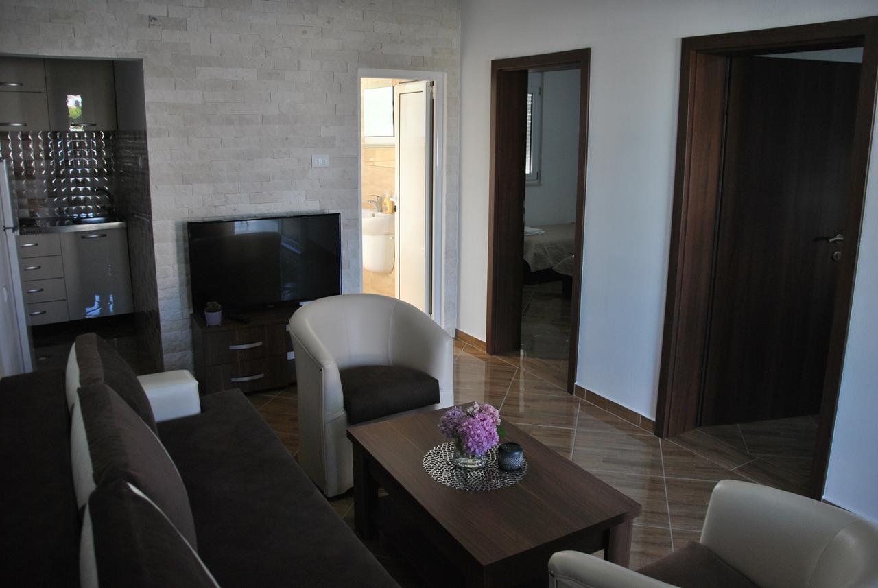 Royal Apartments & Villas Ulcinj Luaran gambar